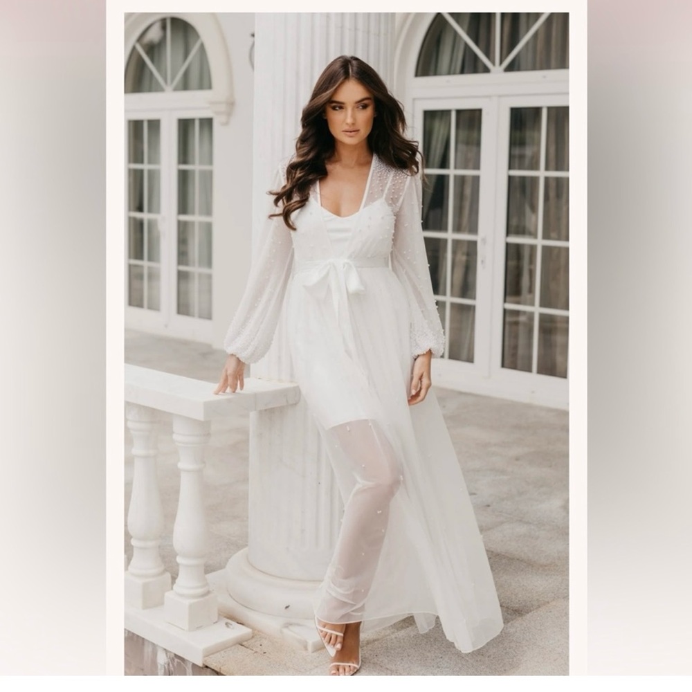 Le Rose Millie Robe - Pearl Embellished (M)